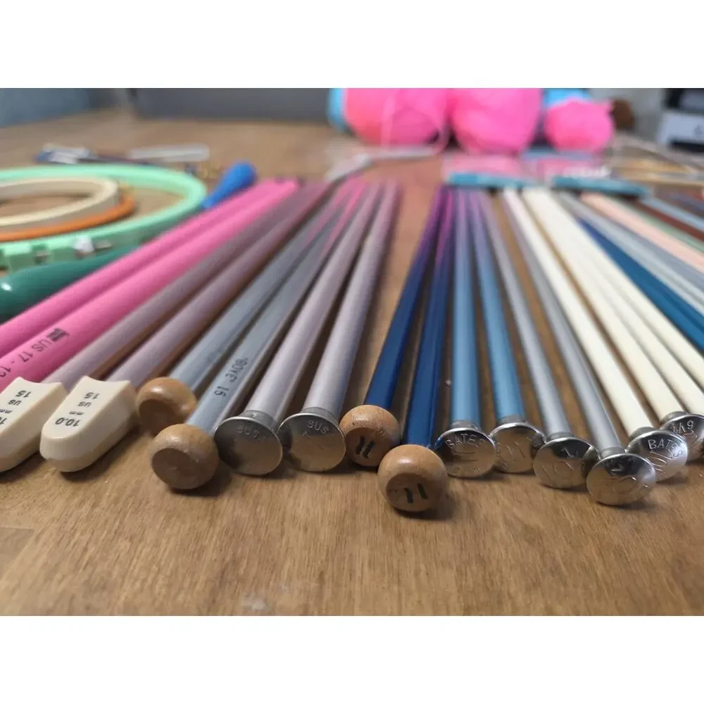 Knitting Needles & Crochet Hooks Circular Needles And More Lot Of 75